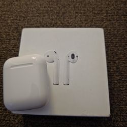 Apple AirPods (2nd Gen)