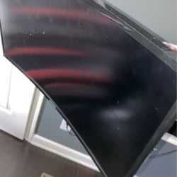 Samsung 27in” Curved Monitor 60hz Refresh Rate 