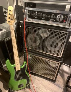 Bass amp
