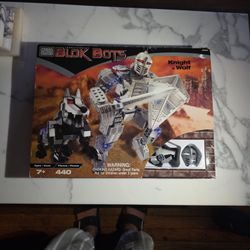 Mega Bloks (TRANSFORMING BLOK BOTS)