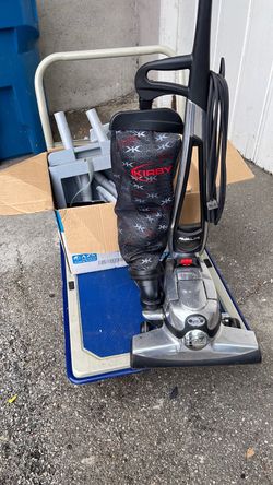 Kirby Avalir Upright Vacuum with Attachments