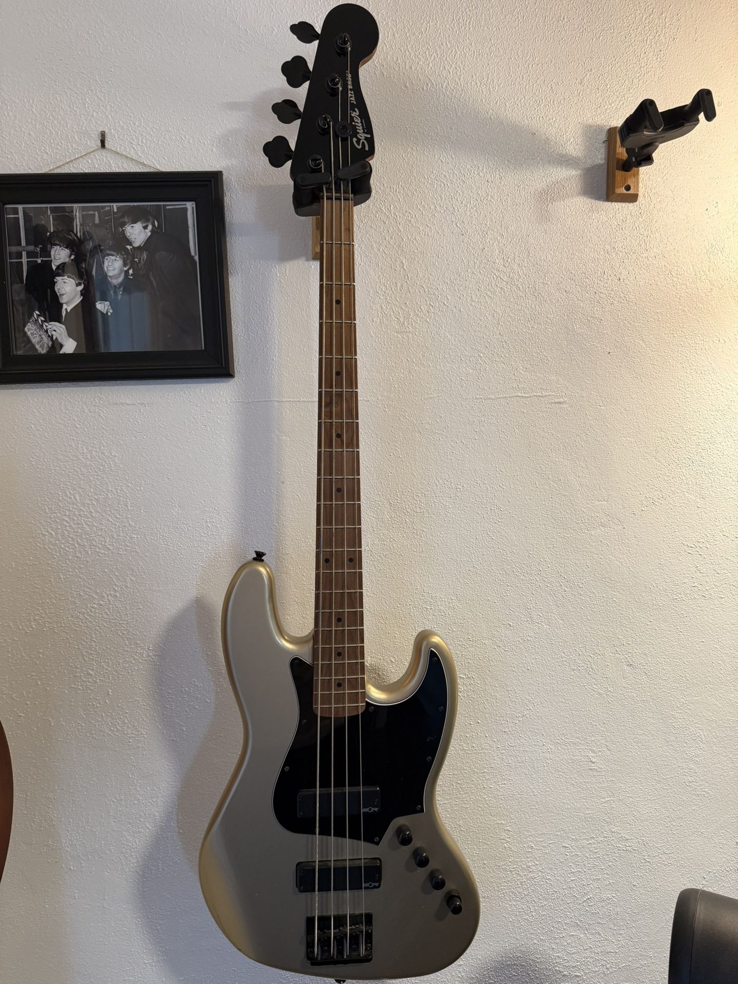 Squier Contemporary Jazz Active Bass