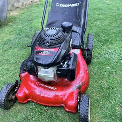Troy Bilt Push  lawn mower Honda Engine