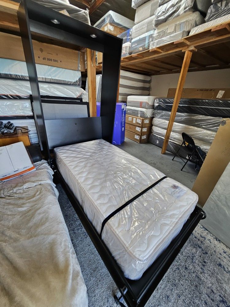 Twin Size Murphy bed/ Wall bed.... Cama rebatible / Plegable medida Twin individual