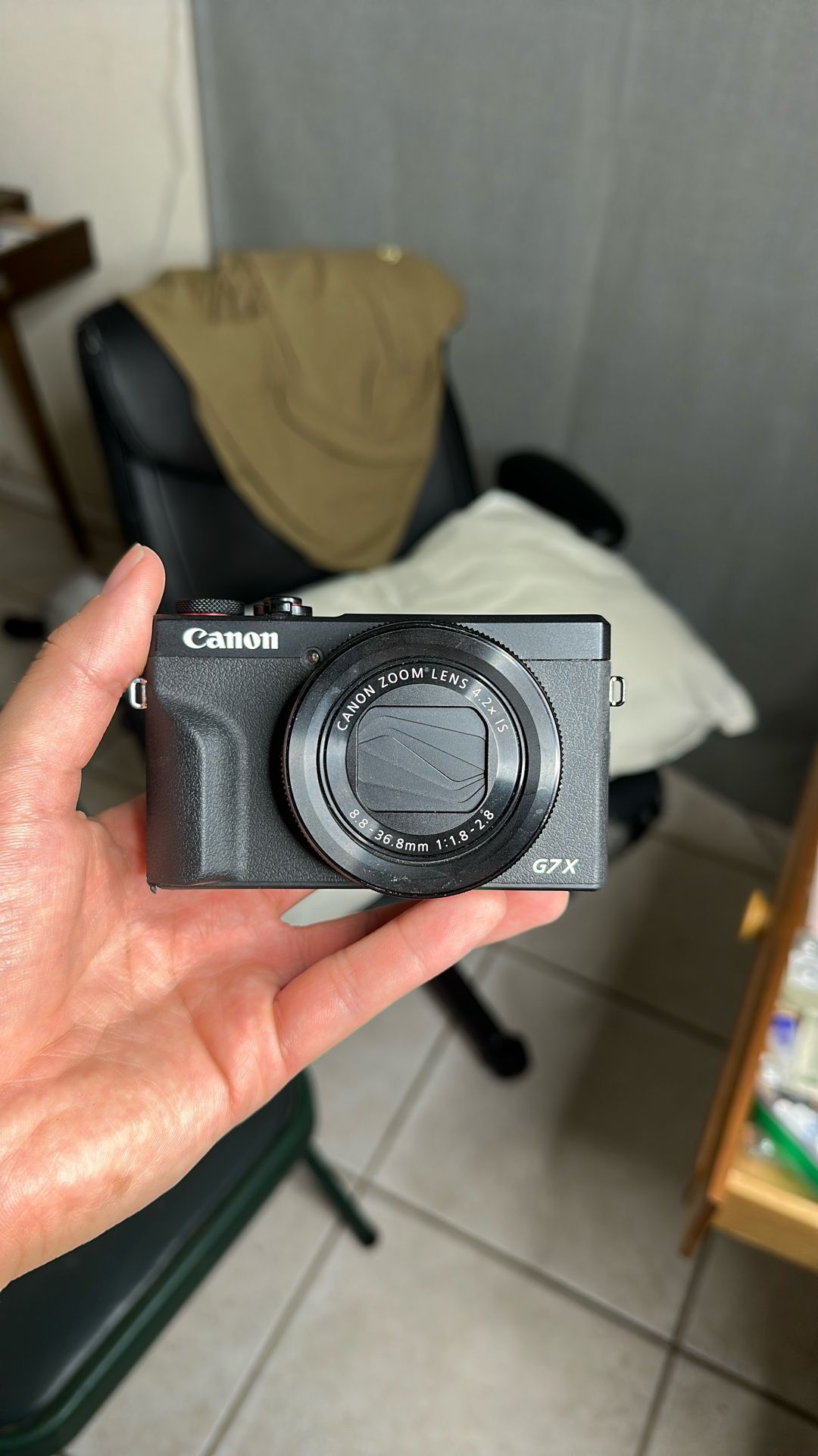 Canon PowerShot G7X Mark III
