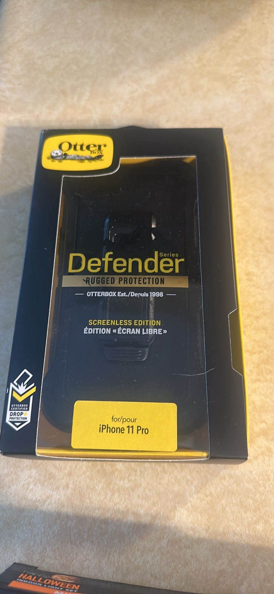 Like New iPhone 11 Pro Otterbox Defender Case