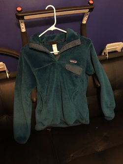 Womans patagonia size small