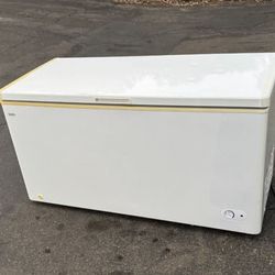 Giant Deep Chest Freezer With Delivery 