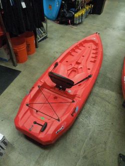 Used Lifetime Daylite 80 Sit On Top Kayak in Fire Red