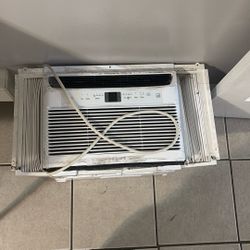 Frigidaire AC 