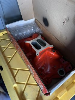 Edlebrock Intake Manifold 