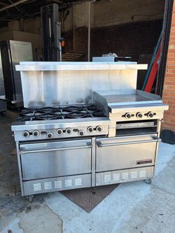 Six burner with grill made by Garland