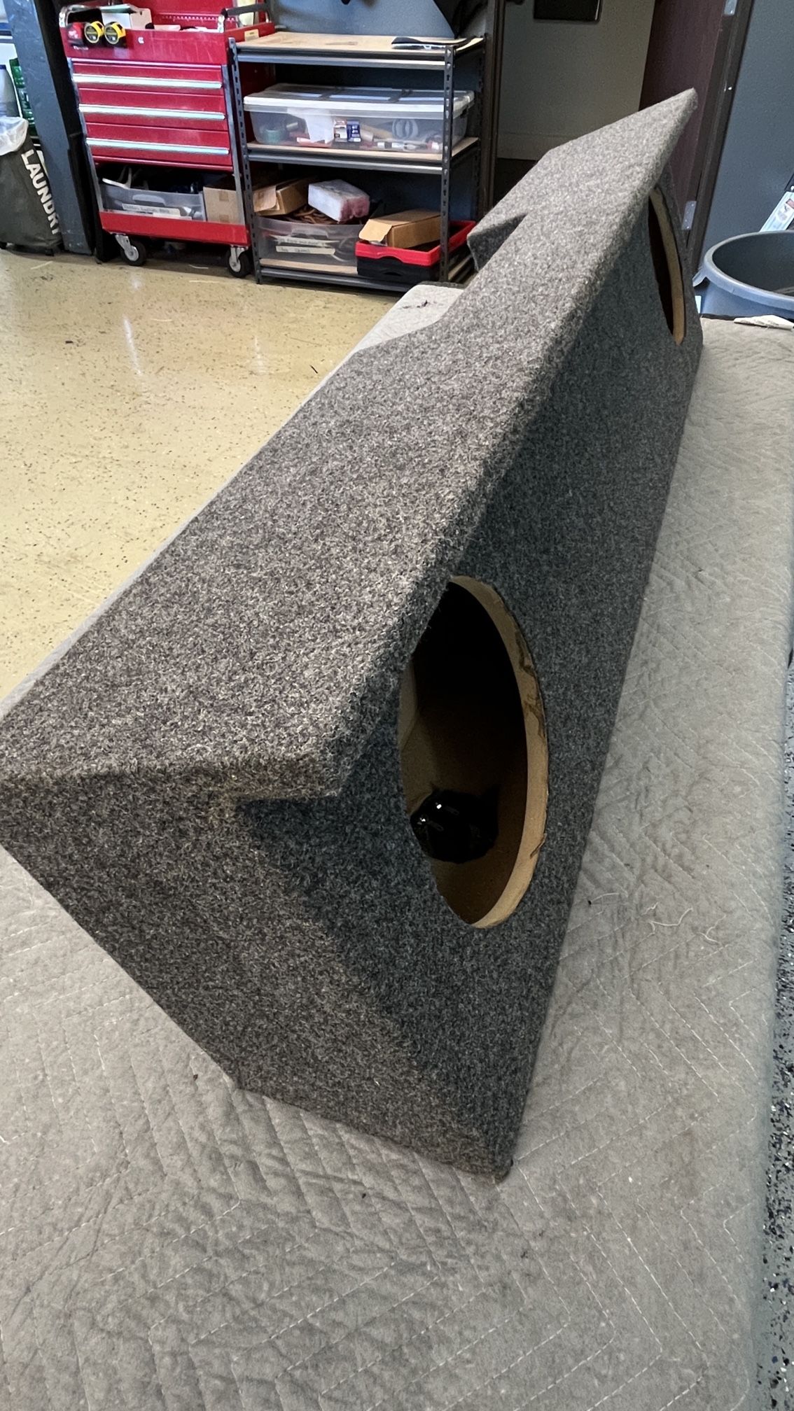 Subwoofer Box  Dual 10”