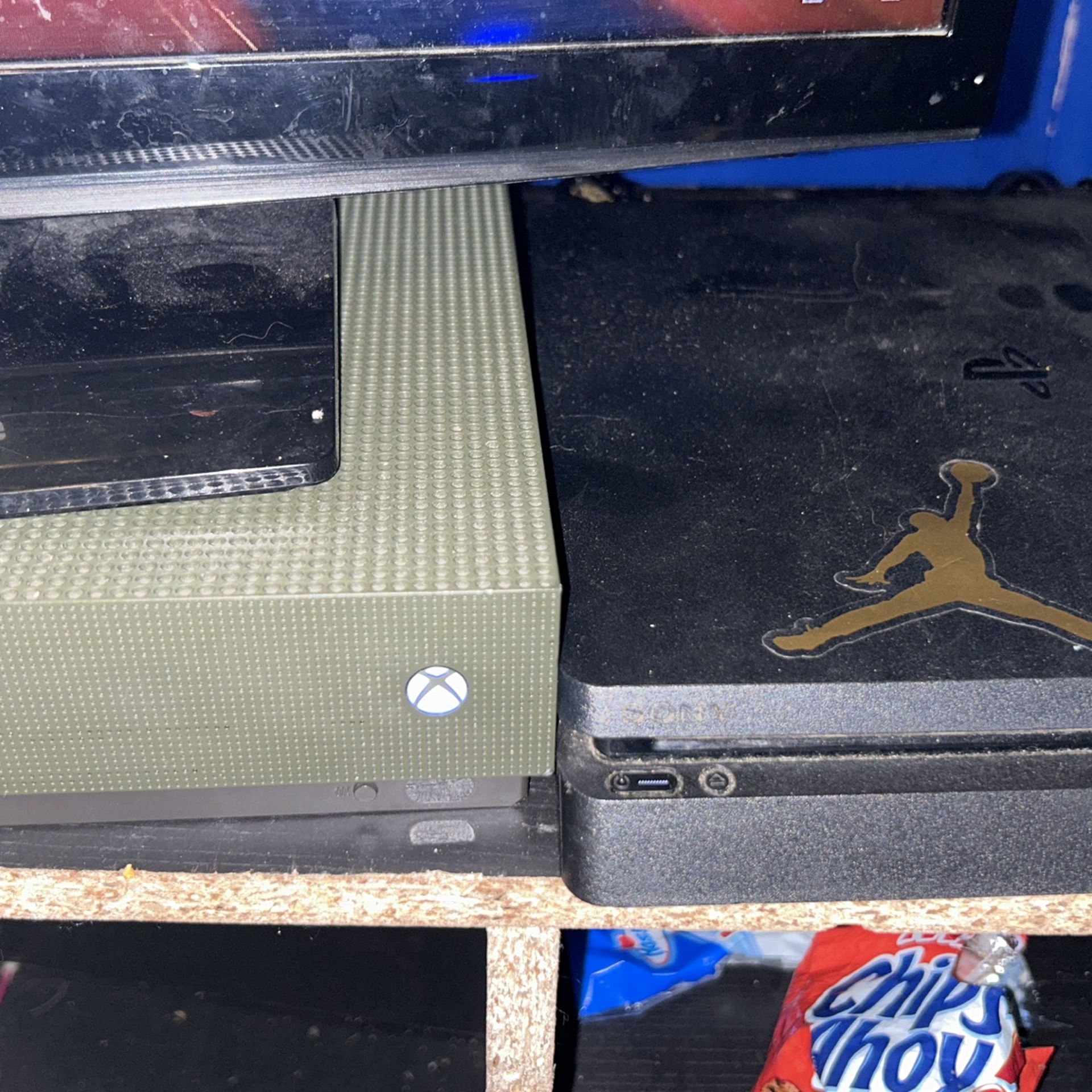 PS4 And Xbox One 