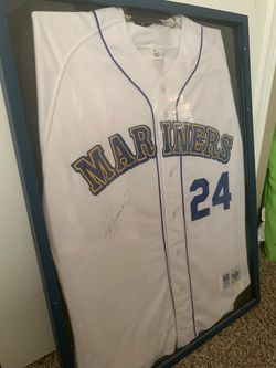 Ken Griffey Jr Autographed Jersey