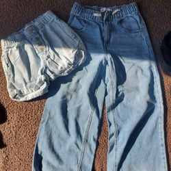 Girls Lot Of Clothes