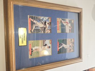 Baseball Cards of Ledgends (Signed)