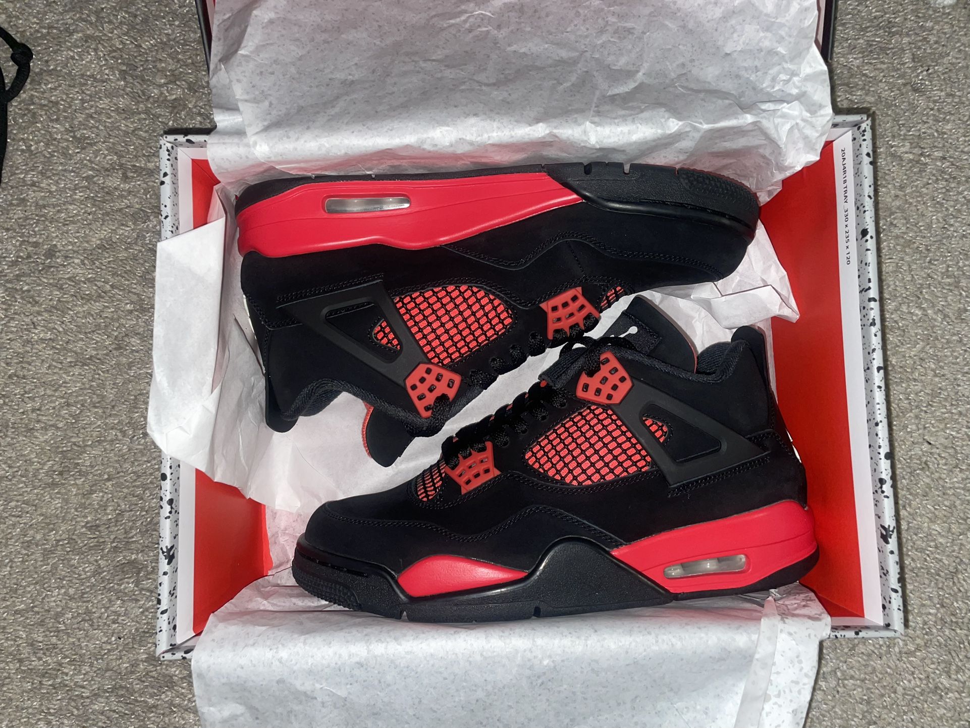 Jordan 4 Red Thunder Size 8.5