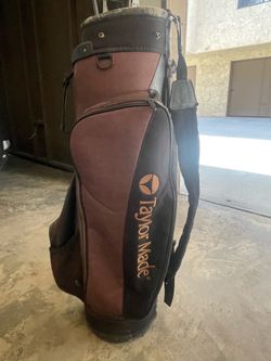 Taylor Made Golf Bag