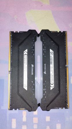Corsair ddr4 rams 32 gbs arb