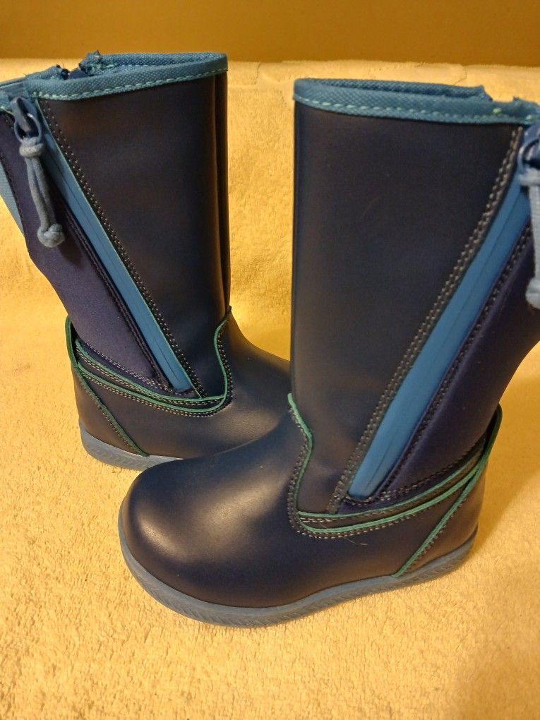 Toddlers Unisex Boots Billy Footwear Kids Rain Boots Size 9M With Double Zip For Easy Slip On.