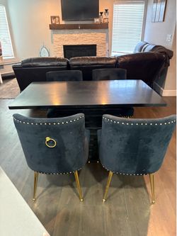 Table with chairs