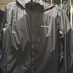 Men’s Columbia Rain Jacket Size Large