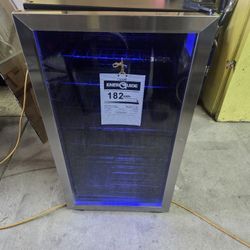 Danby Mini Fridge 