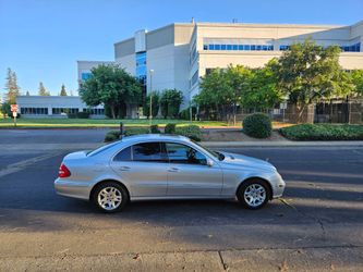 2003 Mercedes Benz E320