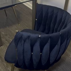 2 Blue Dinning Chairs 