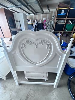 Twin bed frame + Two night stands