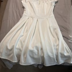 Wedding Dress With Vail And Bouquet