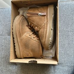 Ugg