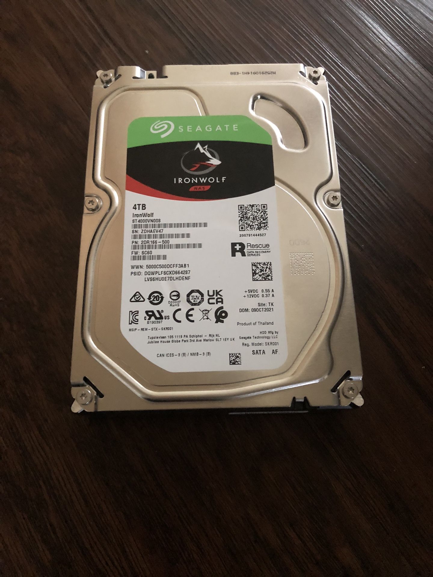 4TB SATA Seagate IronWolf NAS Hard Drive READ DESCRIPTION NO BOX 📦 PICK UP ONLY NO TRADE 👉FIRM ON PRICE👈💲40 ONLY CASH 💵