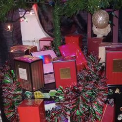 Bombasell.,Bare.,Very Sexy.,, VICTORIA SECRET 