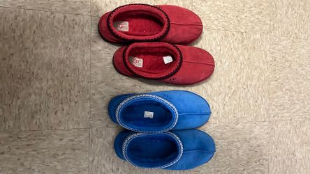 Tasman uggs red and blue