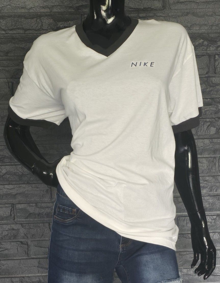 Nike White Short Sleeve Tee Women's Large 