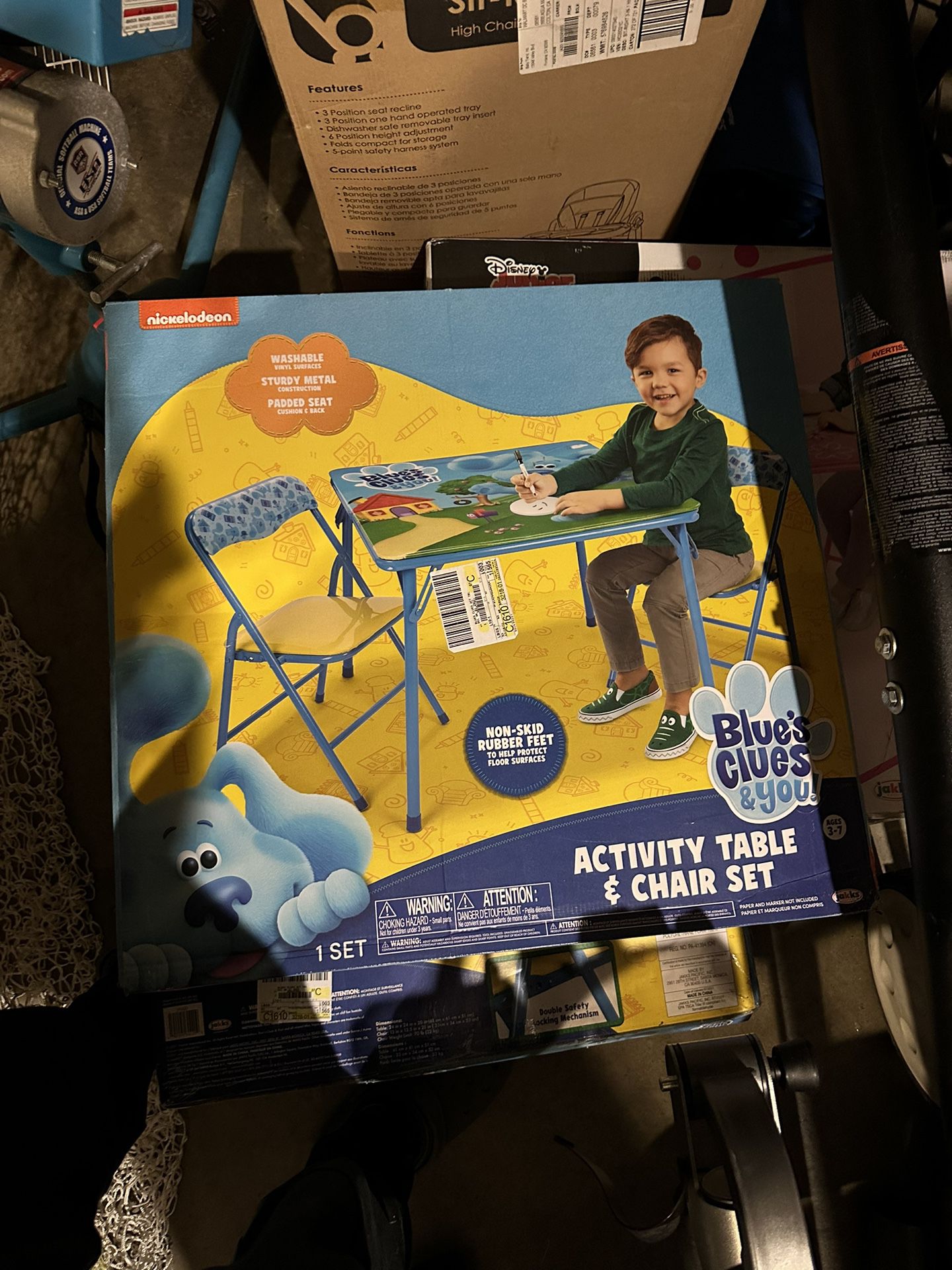 Brand New Blues Clues Activity Table And Chairs