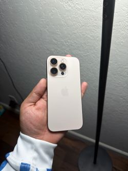 iPhone  16 Pro
