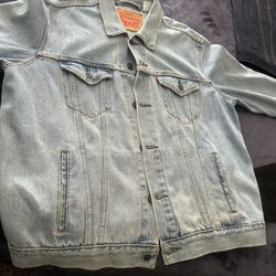 Levi’s Trucker Jacket