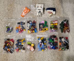 Large Lego Lot - 50 Figures & 5lbs of Assorted Legos