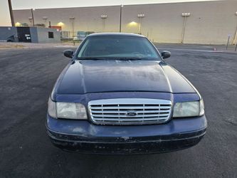 2005 Ford Crown Victoria