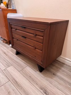Pottery Barn Bed End Table — Walnut