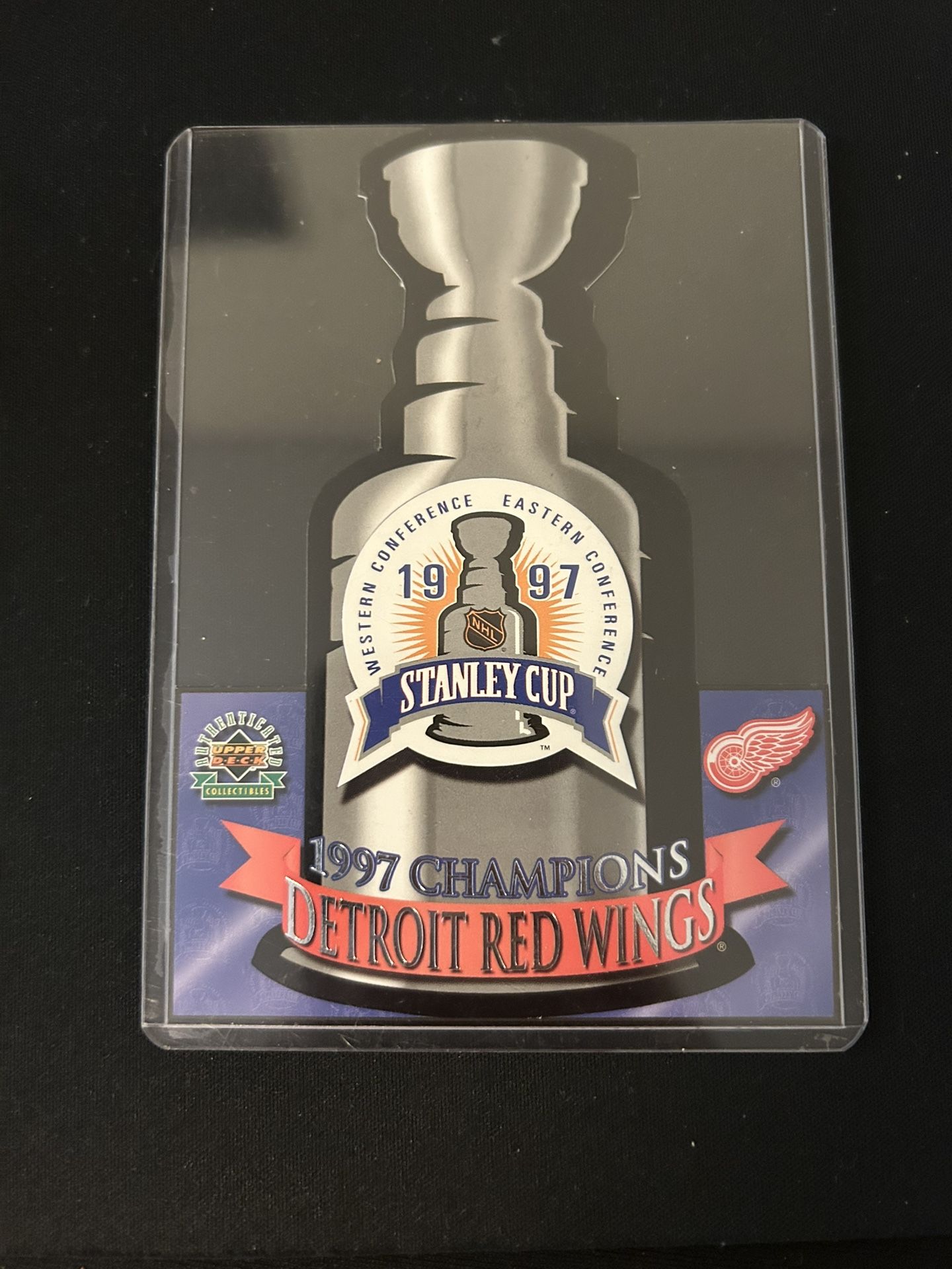 1997 NHL Stanley Cup Red Wings Card /5000 Upper Deck