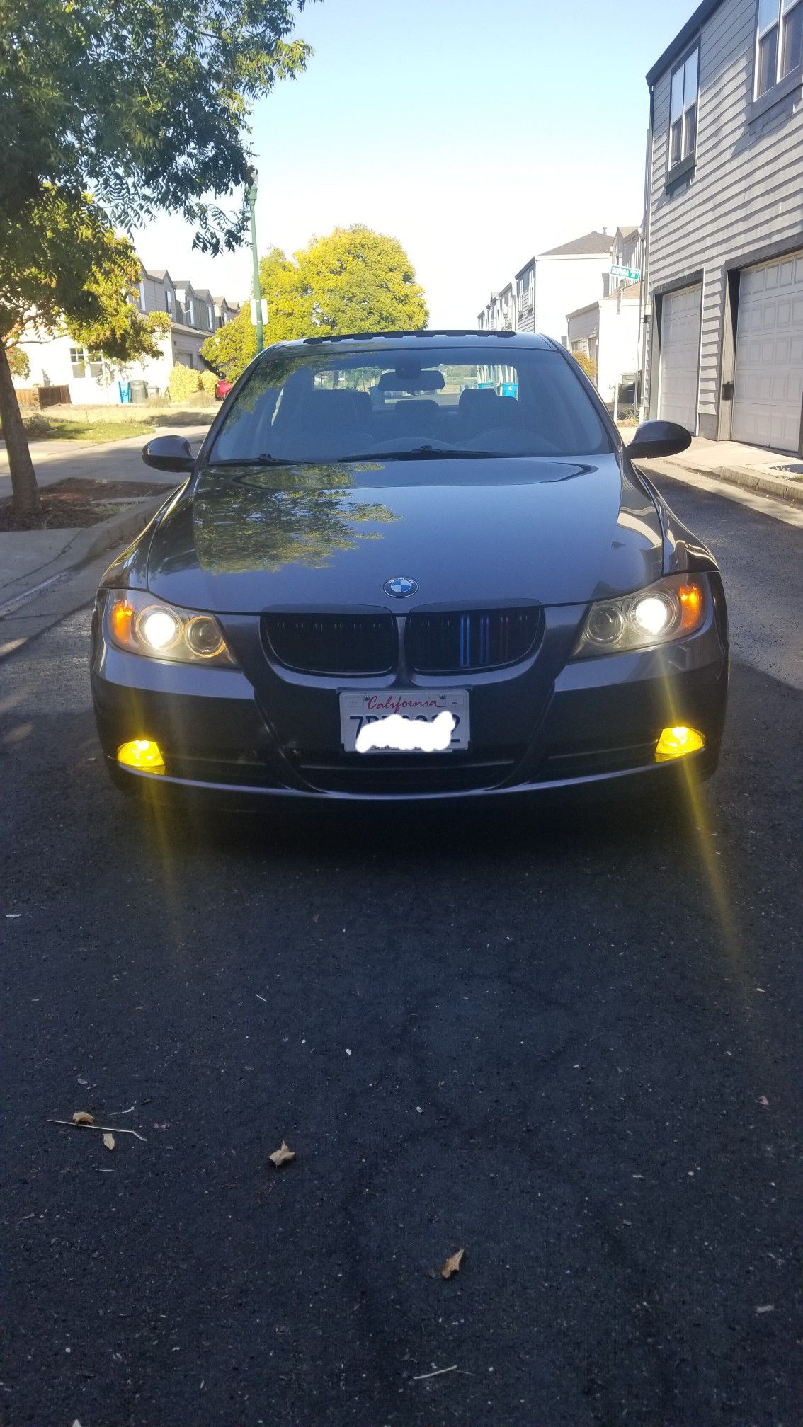 06 clean BMW 330i sport package
