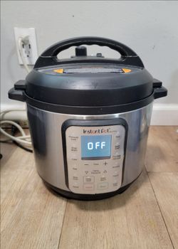 Instant Pot Duo Plus 6 Qt 9-in-1
