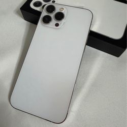 Iphone Thirteen pro max