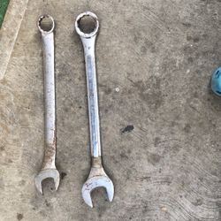 Wrench 