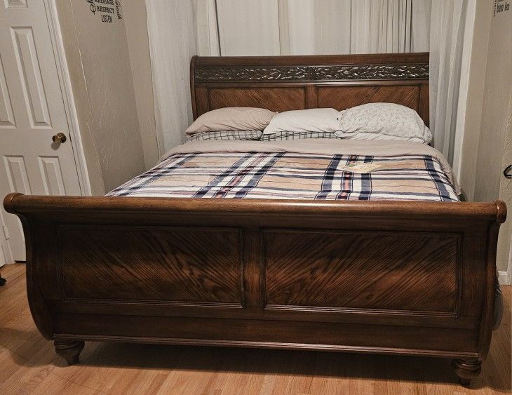 Antique Solid Wood Bundle (SLEIGH BED, DRESSER & CHEST)