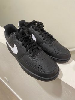 Nike Court Vision Low (Black/White) size 9– Like New!